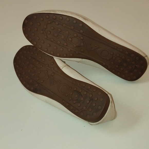 Coach  Fredrica A5175 Beige Pebble Grain Leather Slip On Loafers Size 8B - Picture 8 of 8